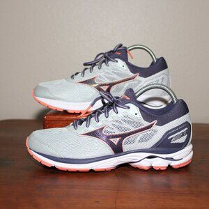 Mizuno Women's Athletic Shoes - Gray and Purple